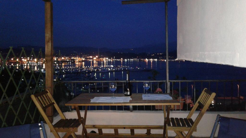 لا سبيتسْيا Tre Pini Apartment المظهر الخارجي الصورة